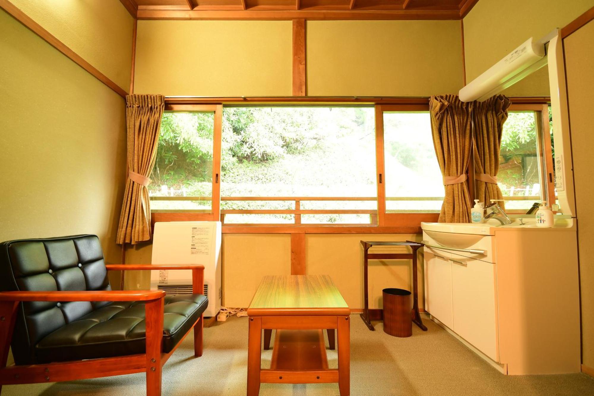 Koyasan Shukubo Fugenin 호텔 외부 사진