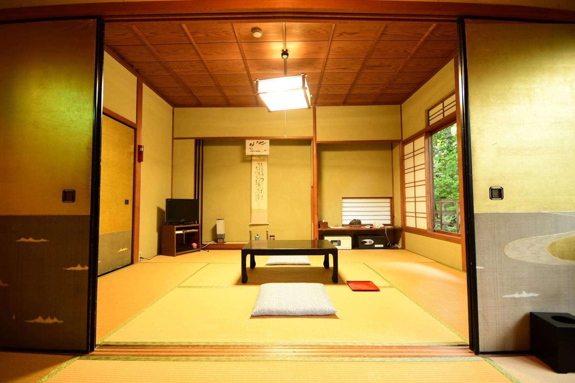 Koyasan Shukubo Fugenin 호텔 외부 사진