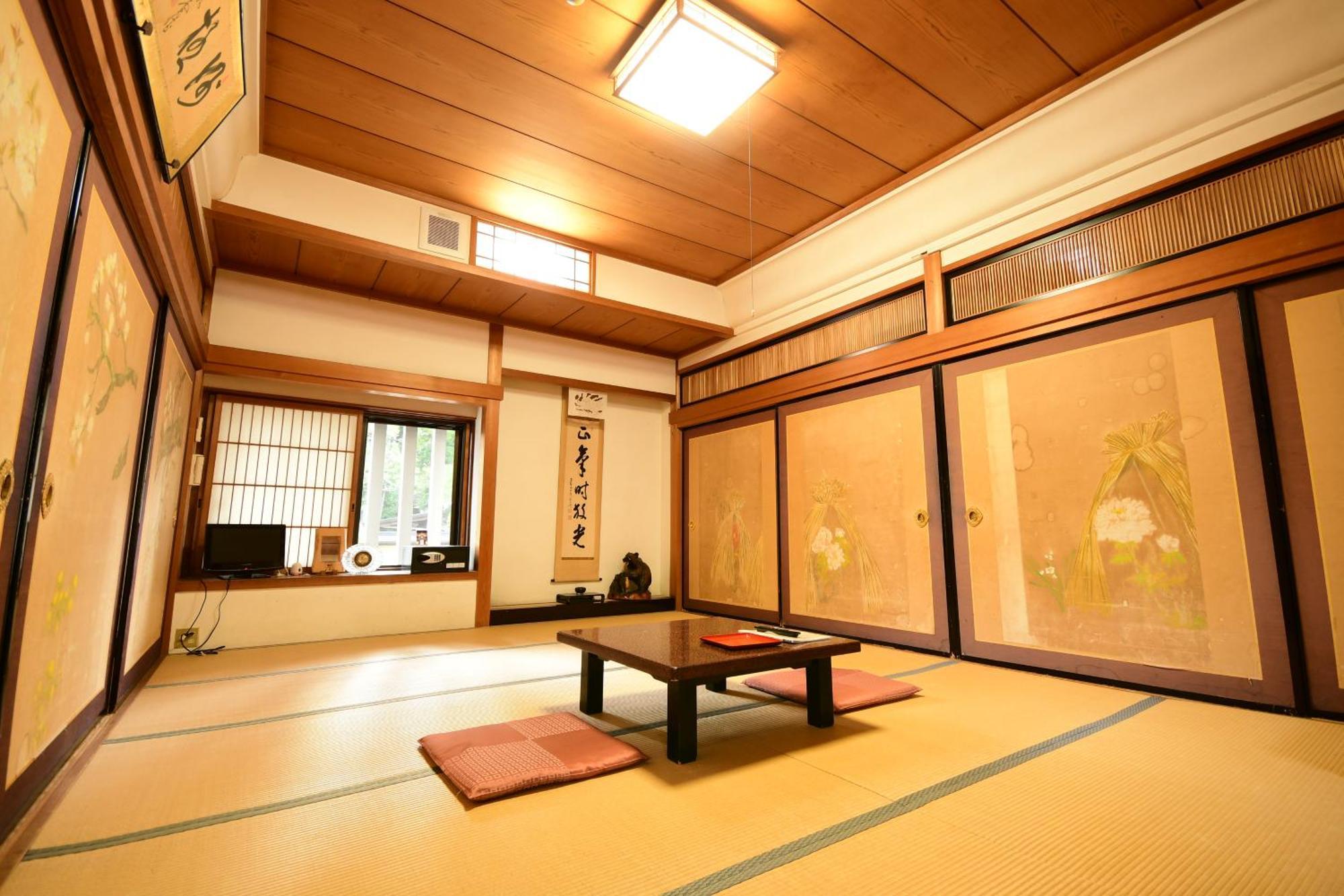 Koyasan Shukubo Fugenin 호텔 외부 사진