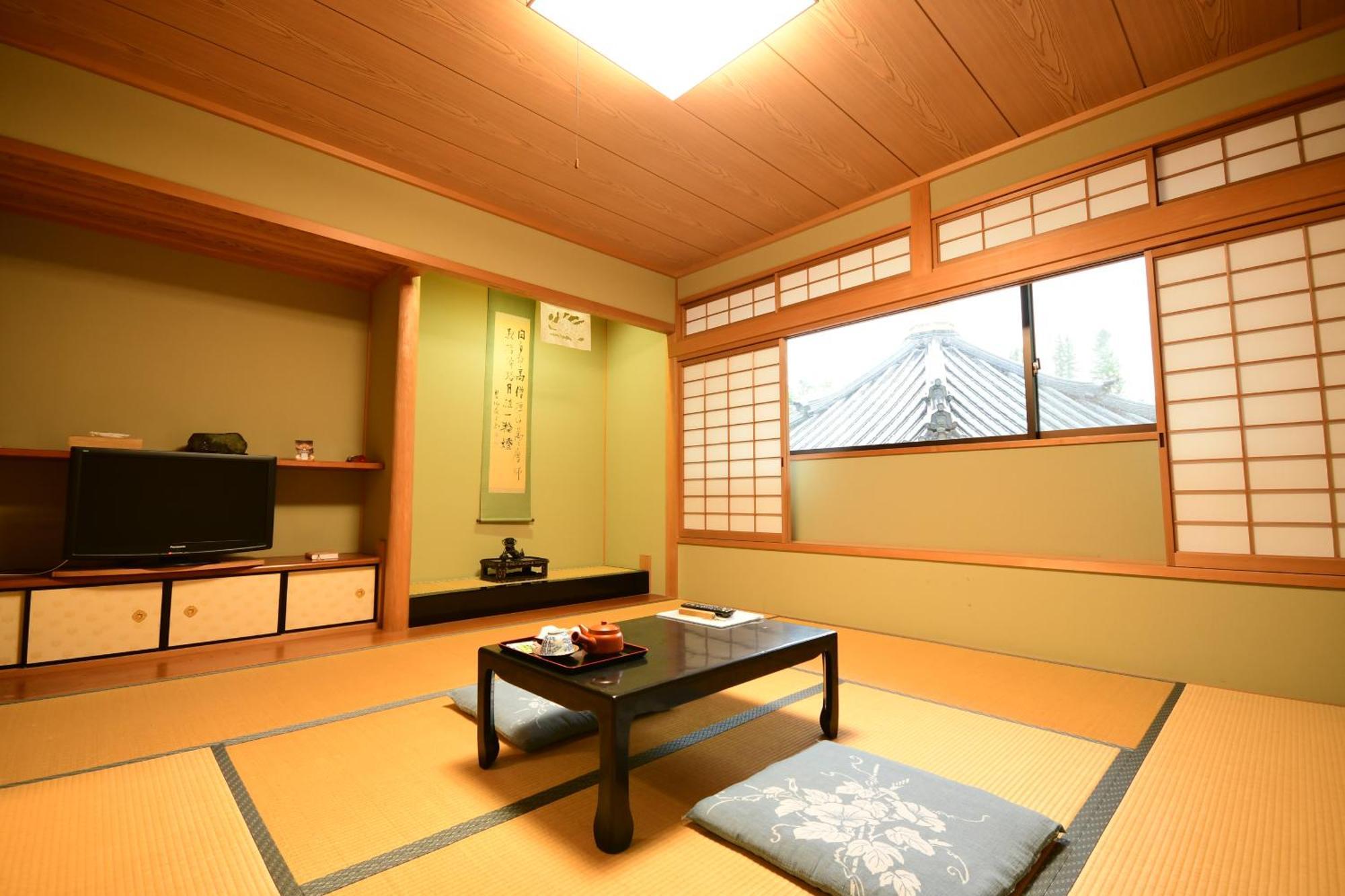 Koyasan Shukubo Fugenin 호텔 외부 사진