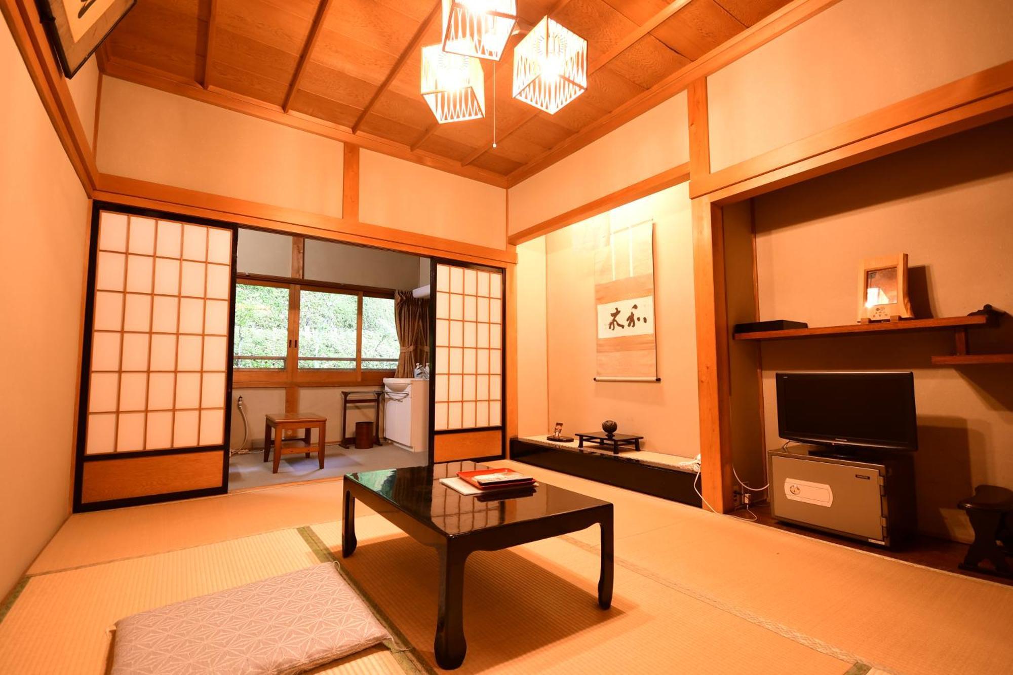 Koyasan Shukubo Fugenin 호텔 외부 사진