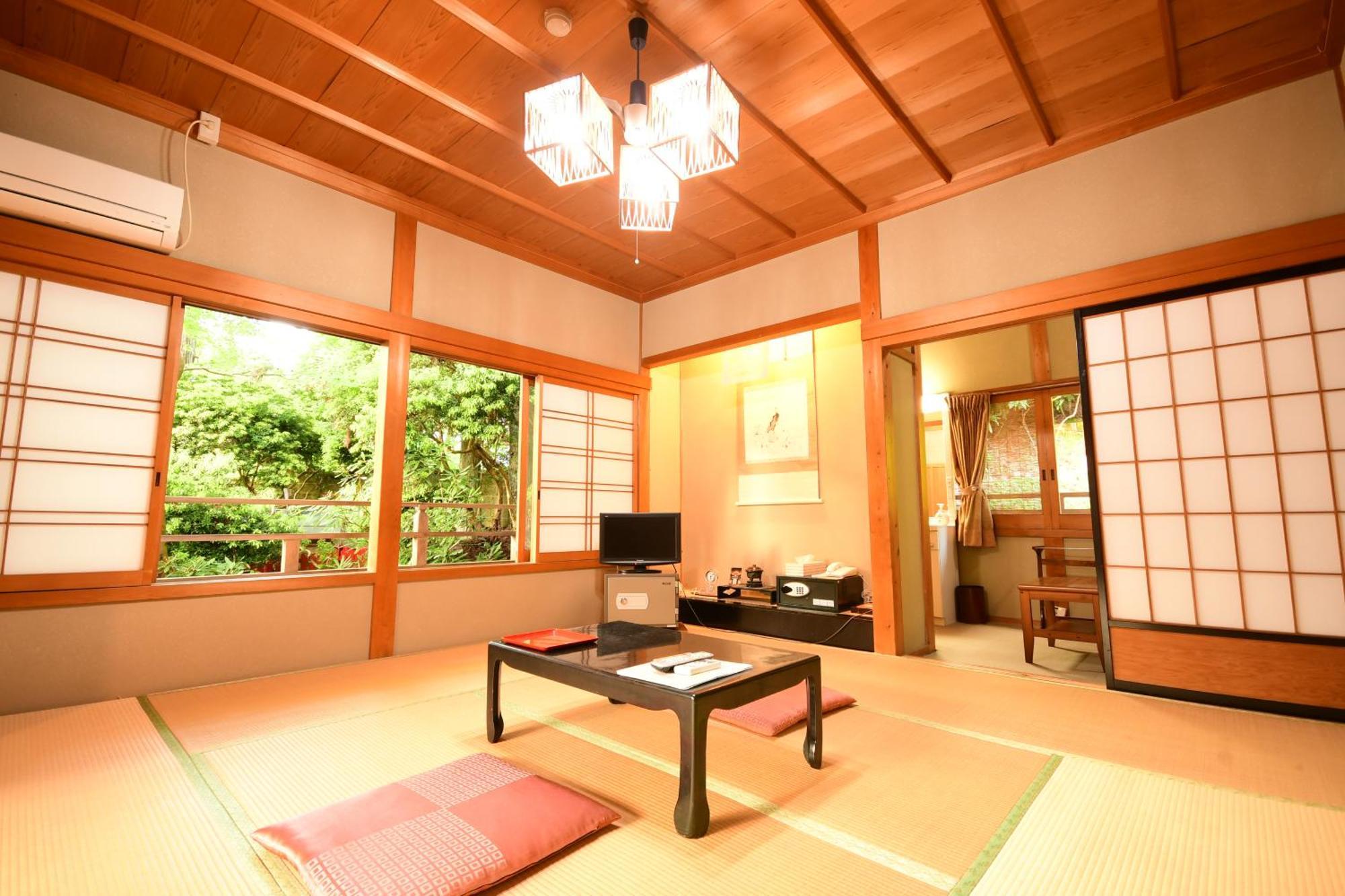 Koyasan Shukubo Fugenin 호텔 외부 사진